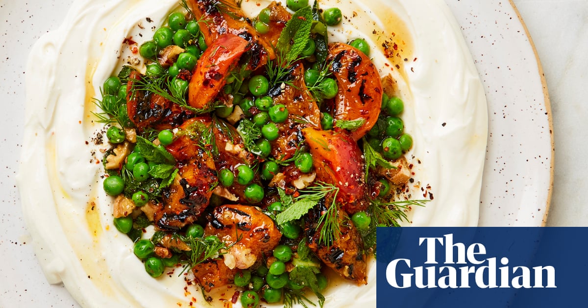 apricot-and-goat-s-cheese-lamb-with-peach-chutney-yotam-ottolenghi-s-stone-fruit-recipes