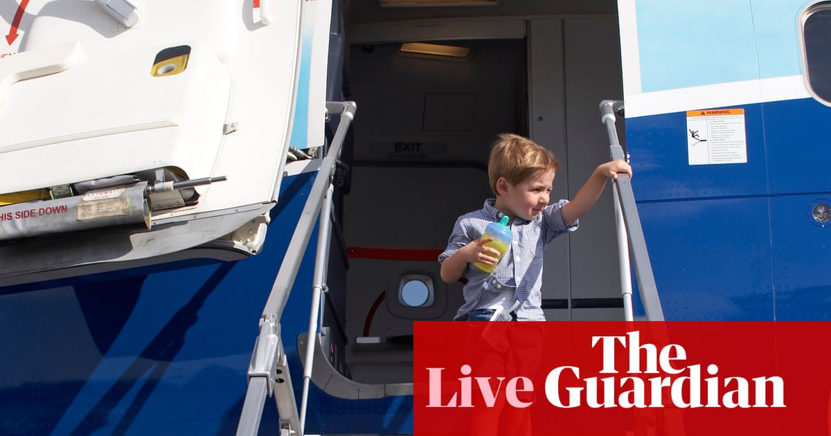 Ryanair critica la falsa investigación sobre sus tarifas para sentar a padres con niños
