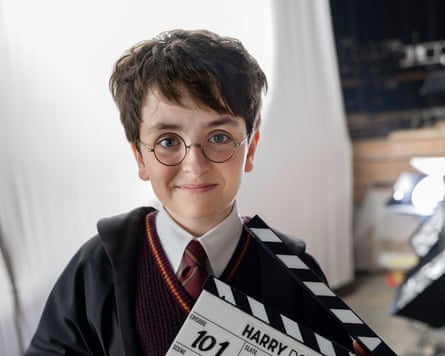 Dominic McLaughlin as Harry Potter.