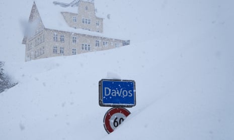 Davos town sign