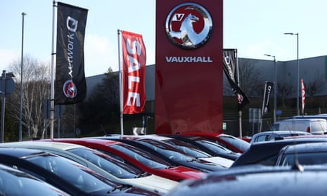 Vauxhall cars for sale at a dealership in Luton.