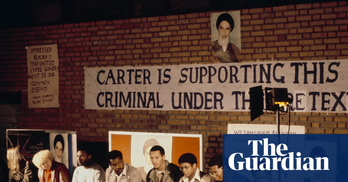 In the 1979 hostage crisis, why did Iran free 10 Black Americans before the others?