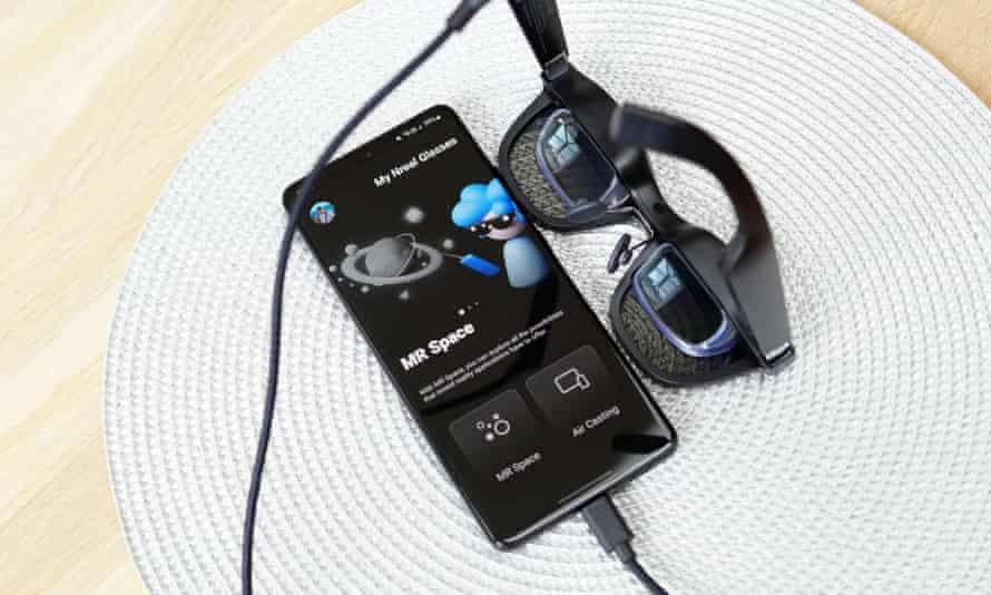 The Nebula control app displayed on a Samsung Galaxy S21 Ultra smartphone connected to the Nreal Air goggles.