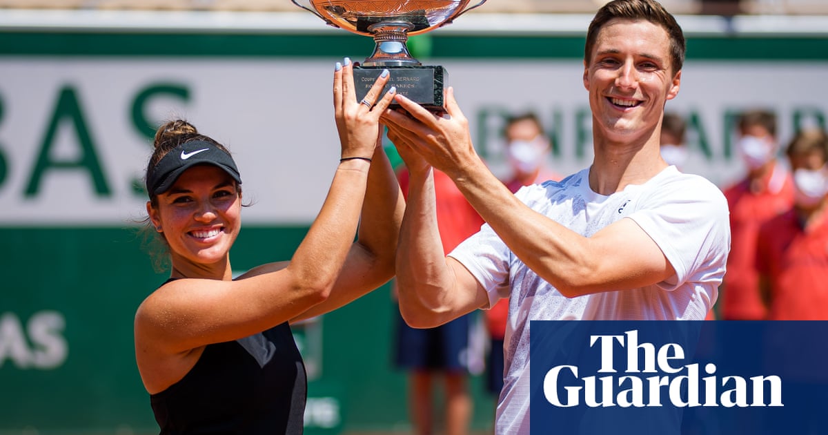 Britain’s Joe Salisbury claims French Open mixed doubles with Krawczyk