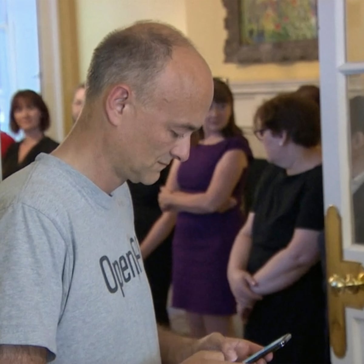 Dominic Cummings The Feared T Shirt Technocrat Who Scorns The Political Class Politics The Guardian