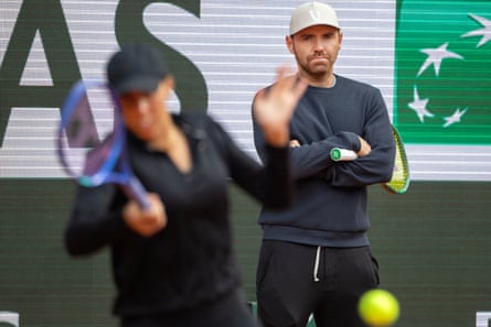 Bjorn Fratangelo, Madison Keys’ husband and coach, watches over a training session at this year’s French Open.