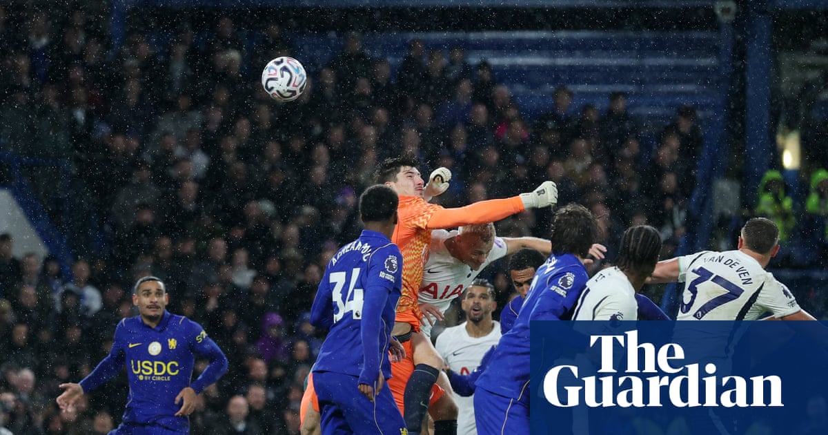 Glitch in Chelsea’s coding costs MacPhee and Penders as Spurs win set-piece battle | Barney Ronay