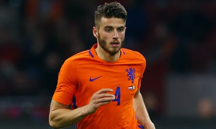 Left-sided Dutch international centre-back Wesley Hoedt has joined Southampton for £15m.