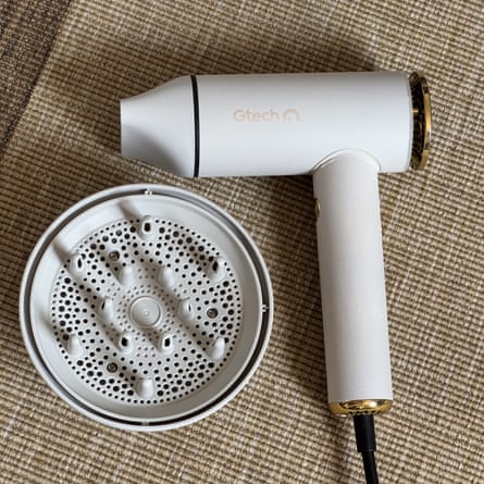 Gtech DryOnic hairdryer and diffuser attachment.