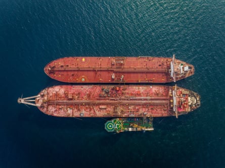 The decaying FSO Safer moored alongside the crude oil carrier the MT Yemen in the Red Sea in order to transfer the oil. The storage tanker was bought with funds crowdfunded by the UN.