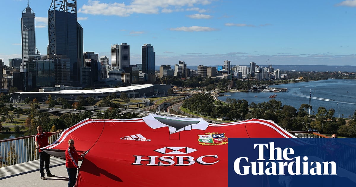 Rugby Australia makes surprise offer to host Lions series against South Africa