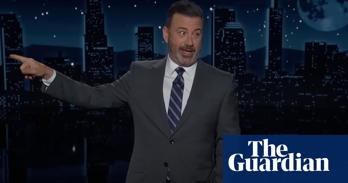Kimmel sobre el baile del ayuntamiento de Trump: “balanceándose como un manatí enredado en algas marinas” | Resumen de la televisión nocturna Kimmel sobre el baile del ayuntamiento de Trump: “balanceándose como un manatí enredado en algas marinas” | Resumen de la televisión nocturna