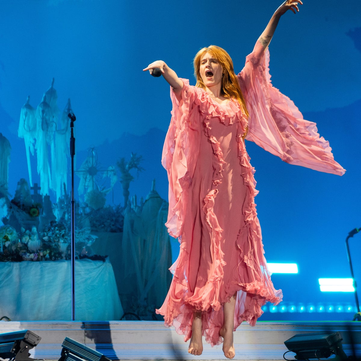 florence welch blue dress Florence Welch's Best Gucci Performance Looks