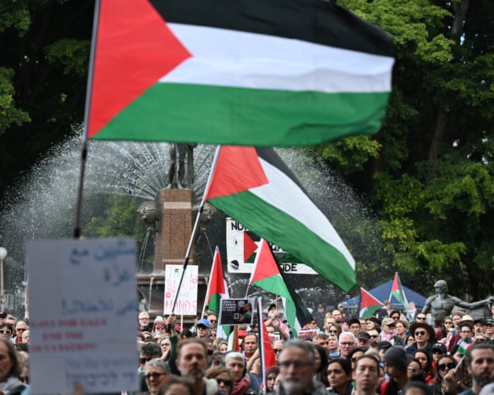 Australia news live: tens of thousands to march across Harbour Bridge for Palestine; woman washed away by flood waters in Hunter