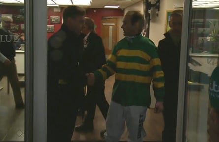 Declan Queally and Nico de Boinville shake hands.