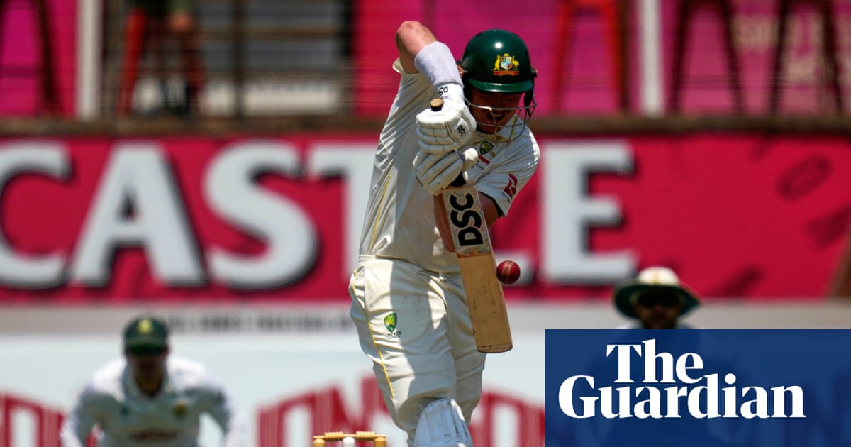 Renshaw’s heroics leave South Africa reeling as Australia close on.