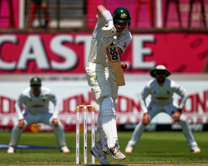 Renshaw’s heroics leave South Africa reeling as Australia close on first-Test victory