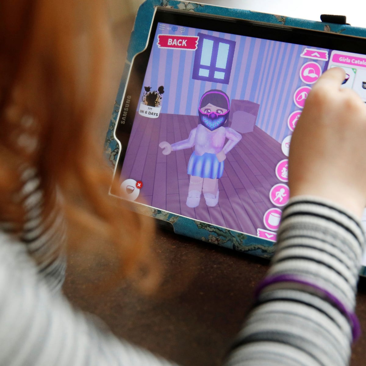 Lockdown Is Giving My Kids A Crash Course In Screen And Tween