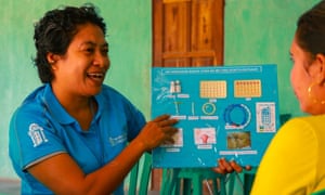Midwife Mana Malena delivering contraception education in Timor Leste.