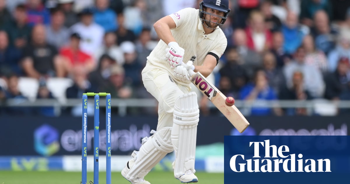 Robinson, Leach and Malan awarded new-look England central contracts