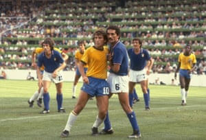 Zico and Gentile mark each other.