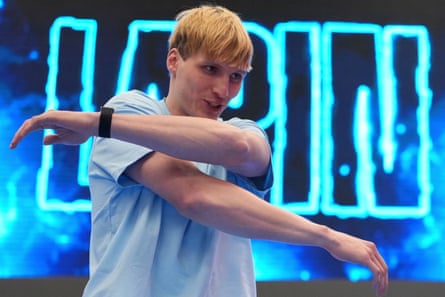 Daniel Lapin prepares to take on Britain’s Lewis Edmondson on Saturday
