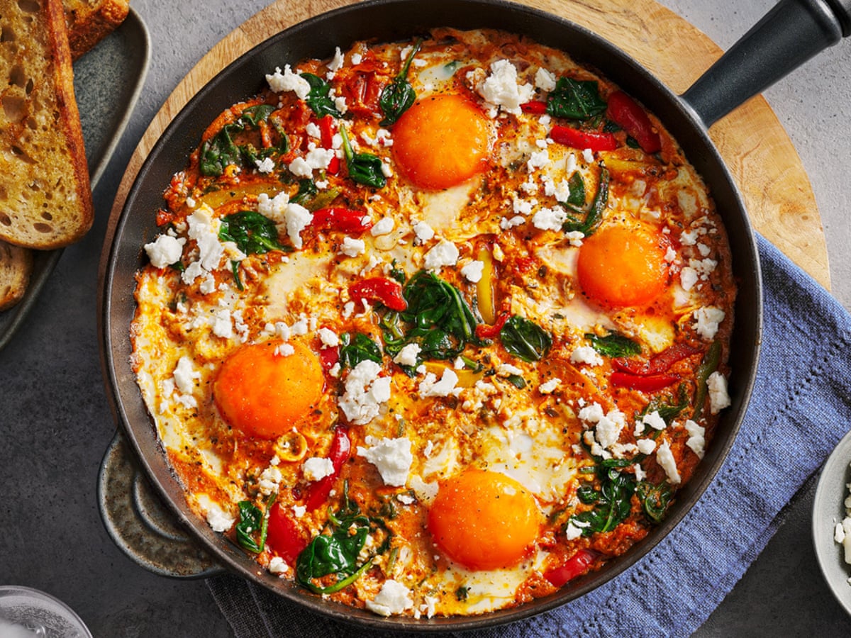 Baked Eggs In Tomato Sauce With Kale Greens Skillet Baked Eggs