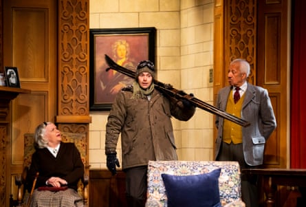 The 2021 cast of The Mousetrap.