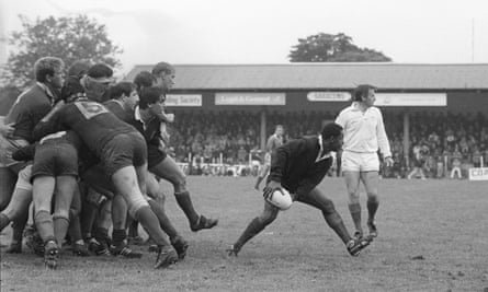 Floyd Steadman competing for Saracens in the 1980s
