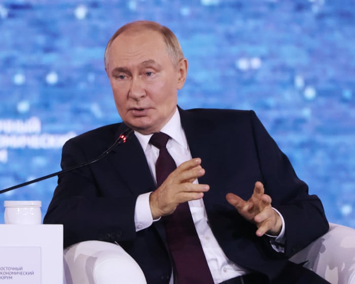 Putin Declares Western Troops in Ukraine 'Legitimate Targets'