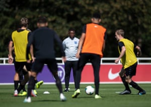 Johnson oversees England Under-21 training