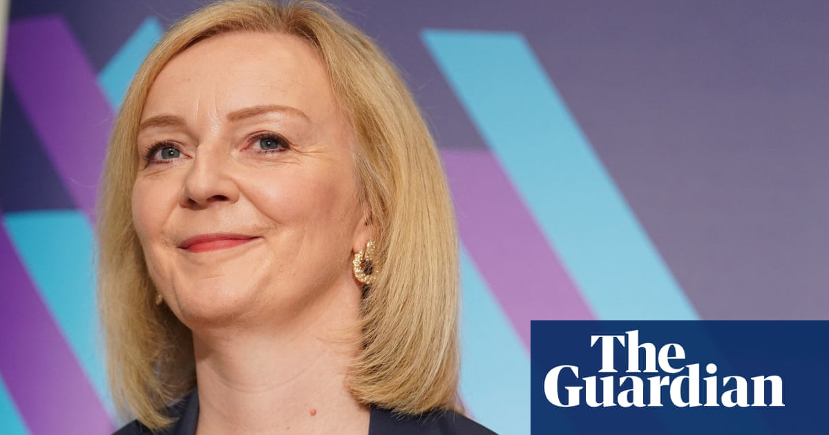 Smoking ban: Liz Truss takes aim at ‘unelected’ health department officials
