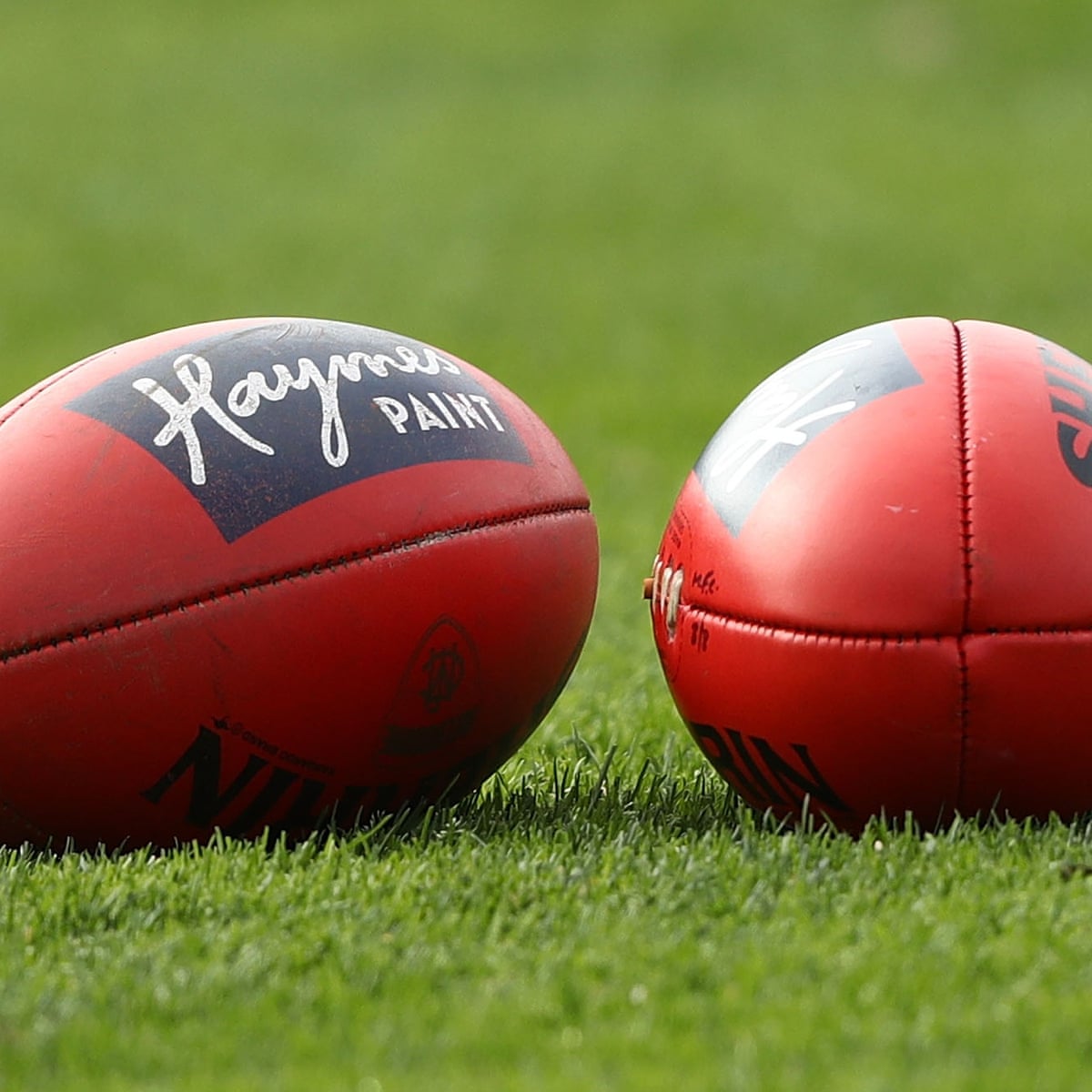 Melbourne Footballer To Get 589 000 In Damages For Boundary Fence Injury Australia Sport The Guardian