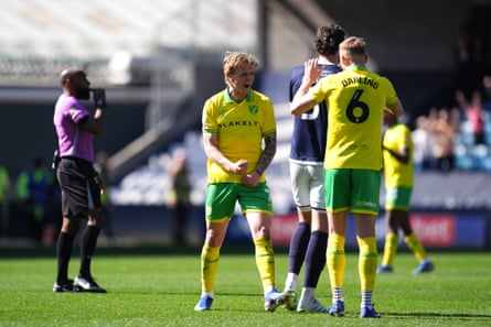 Norwich City’s Pelle Mattsson and Harry Darling (right) celebrate at the full-time whistle against Millwall