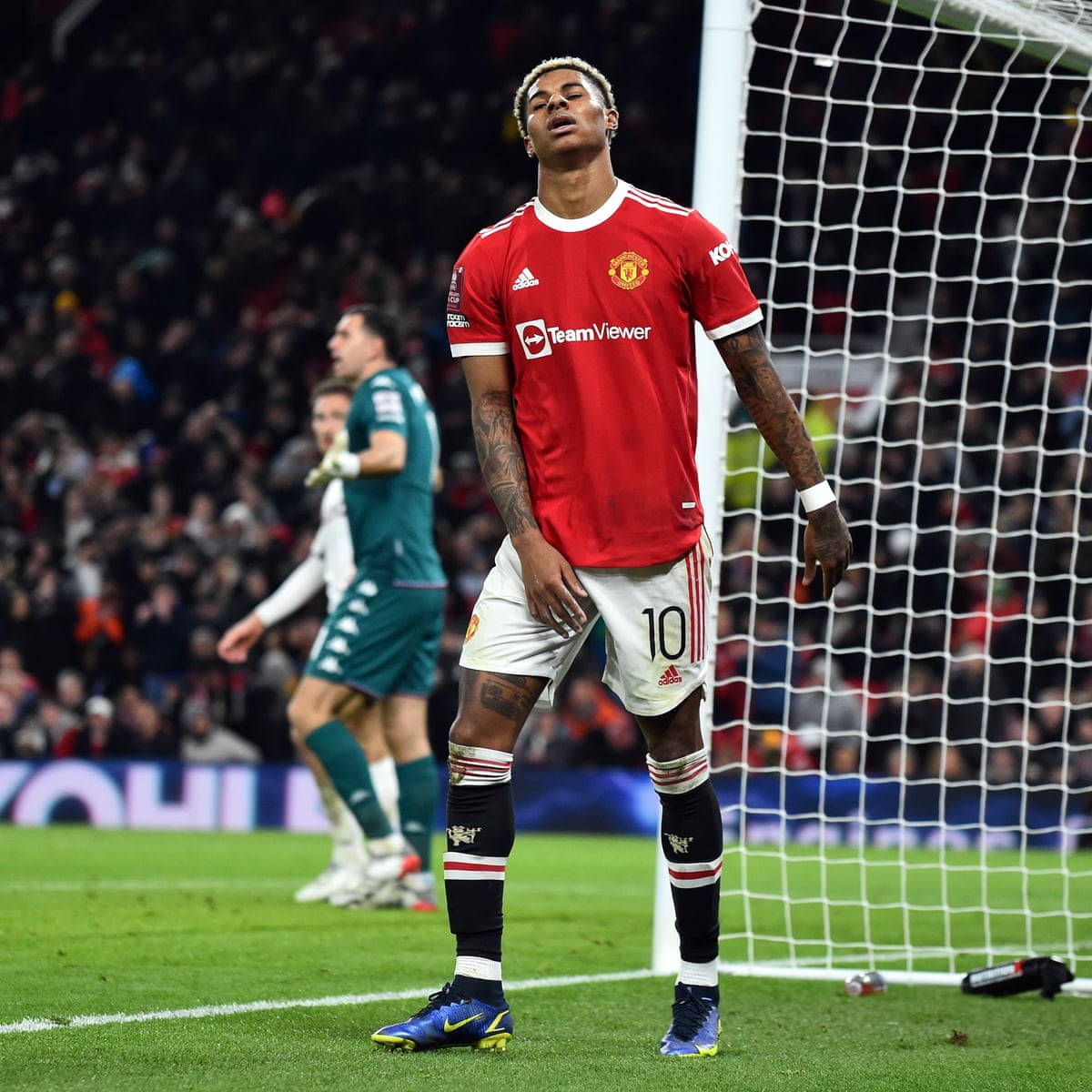 Marcus Rashford looks out of form and cheer at Manchester United | Manchester United | The Guardian