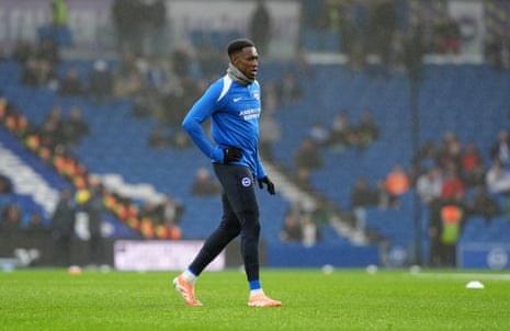welbeck in the rain