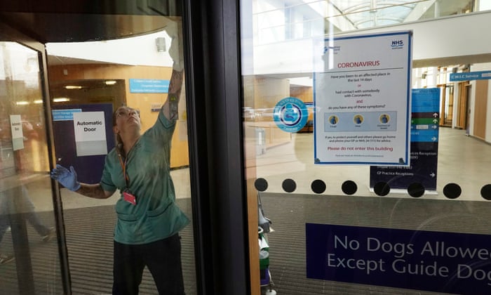 Avoir Images We Re Clearing The Decks A Gp On Watching The Coronavirus dernière salutations