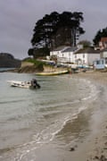 Low tide: the beach at Helford.