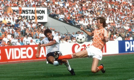 Gary Lineker, who never scored at a Euros, playing against the Netherlands.