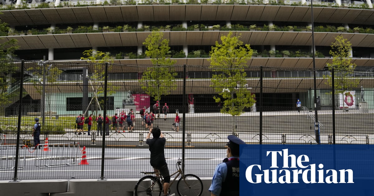 Kindness and control freakery: life inside the Tokyo Olympic experience | Barney Ronay