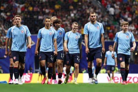 The Czechia players lukewarm up up of kick-off.