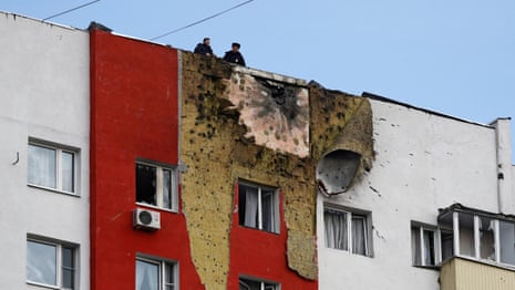 Ukraine launches largest drone attack on Moscow – video