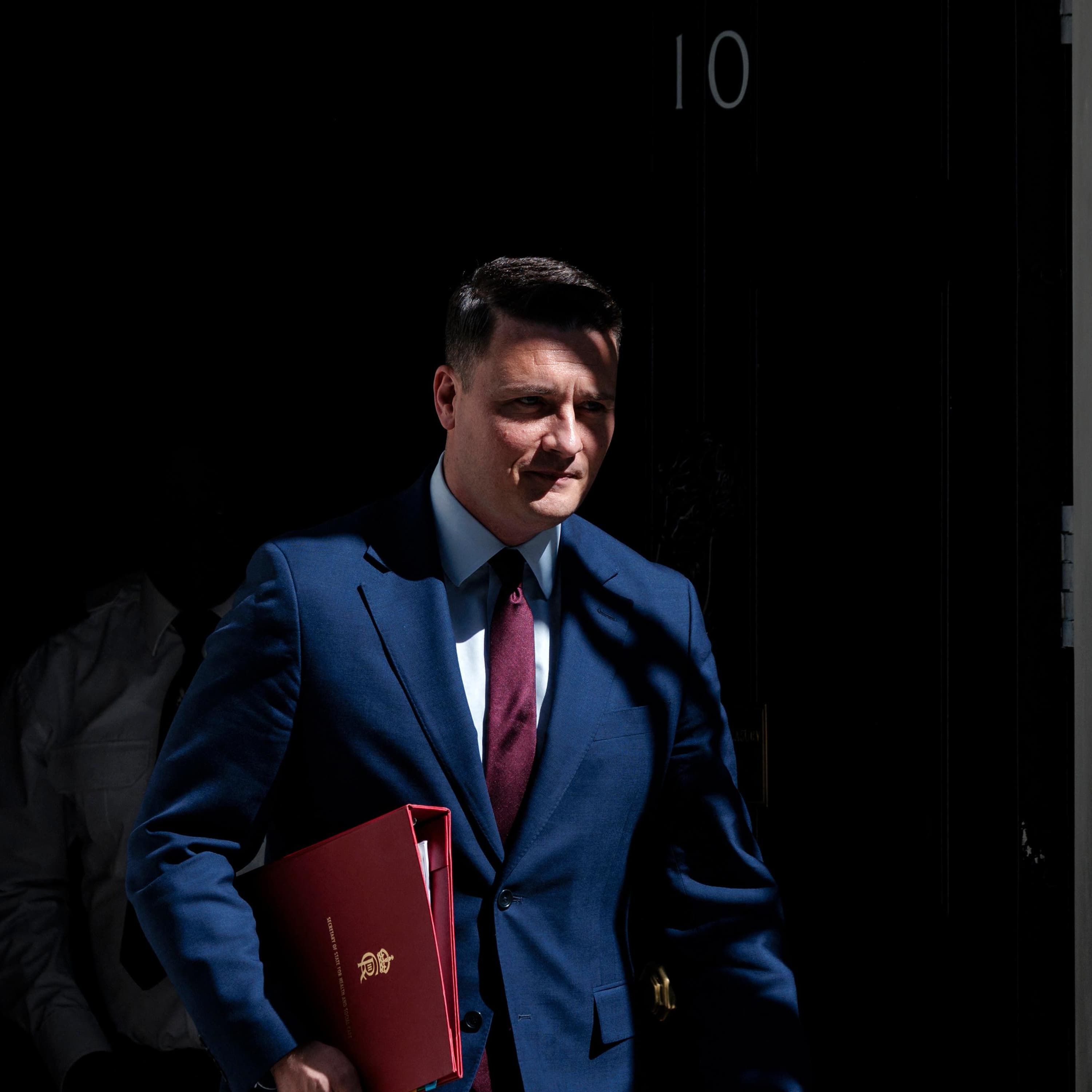 Stubborn Starmer defies Labour plotters - The Latest Stubborn Starmer defies Labour plotters - The Latest
