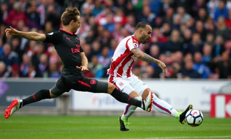 Jesé scores the winning goal despite the efforts of Arsenal’s Nacho Monreal.
