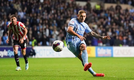 Martyn Waghorn scores Coventry’s winner from the penalty spot.