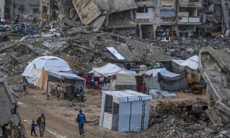 Shelters of Palestinian families who returned to Jabalia, northern Gaza, after the ceasefire came into effect in January.
