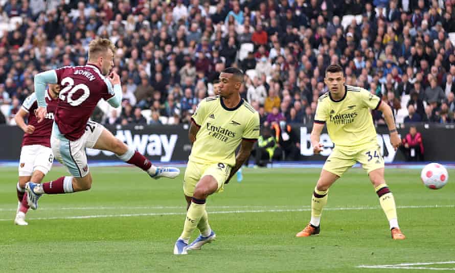 Jarrod Bowen (West Ham United) marque.