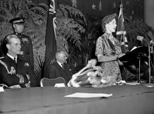 Princess Elizabeth makes a brief talk at a press reception in Washington DC on 31 October 1951