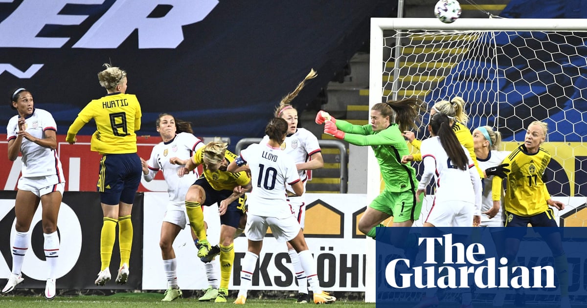 Megan Rapinoe’s late penalty salvages draw as USA women keep streak alive
