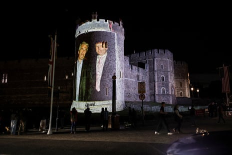 An image of Donald Trump alongside disgraced financier Jeffrey Epstein projected by the campaign group Led By Donkeys on Windsor Castle last nigh.